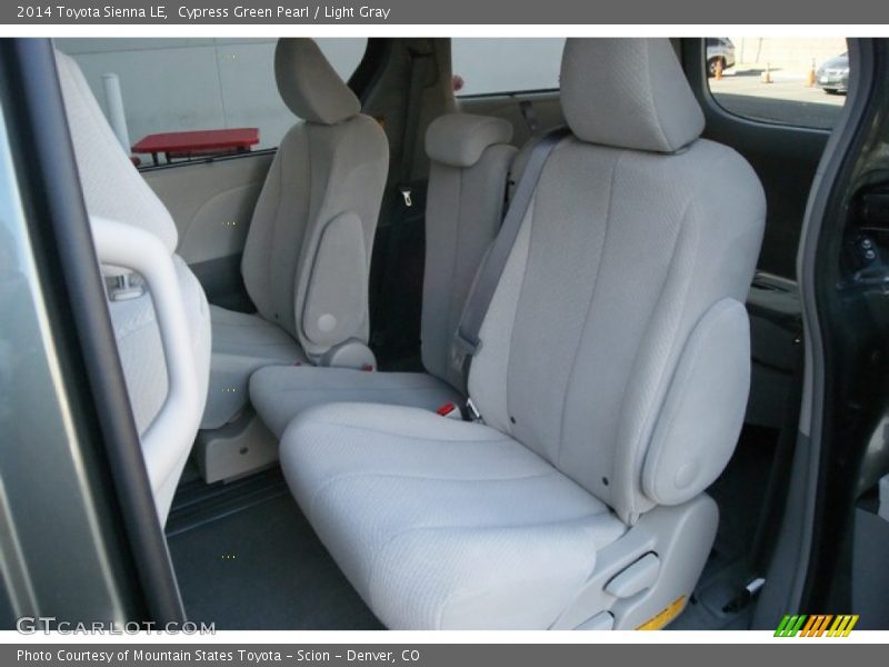 Cypress Green Pearl / Light Gray 2014 Toyota Sienna LE