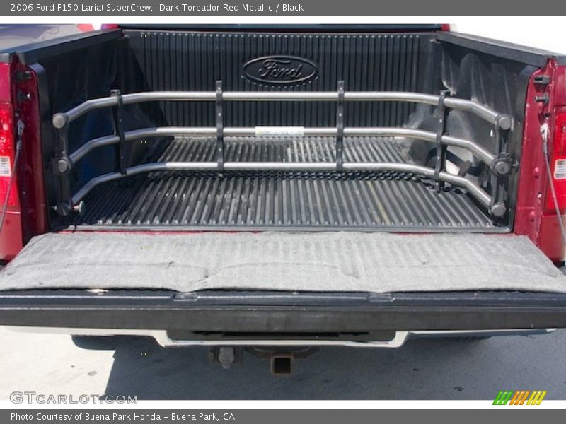 Dark Toreador Red Metallic / Black 2006 Ford F150 Lariat SuperCrew
