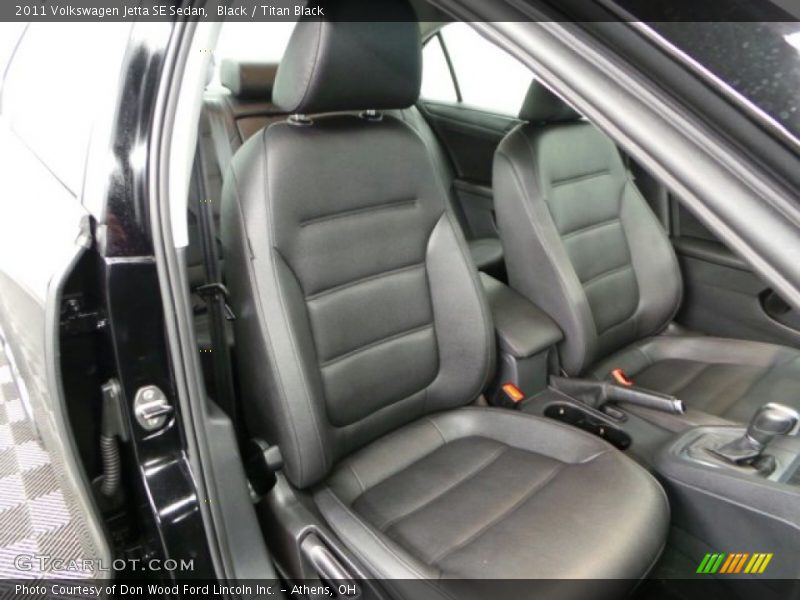 Black / Titan Black 2011 Volkswagen Jetta SE Sedan