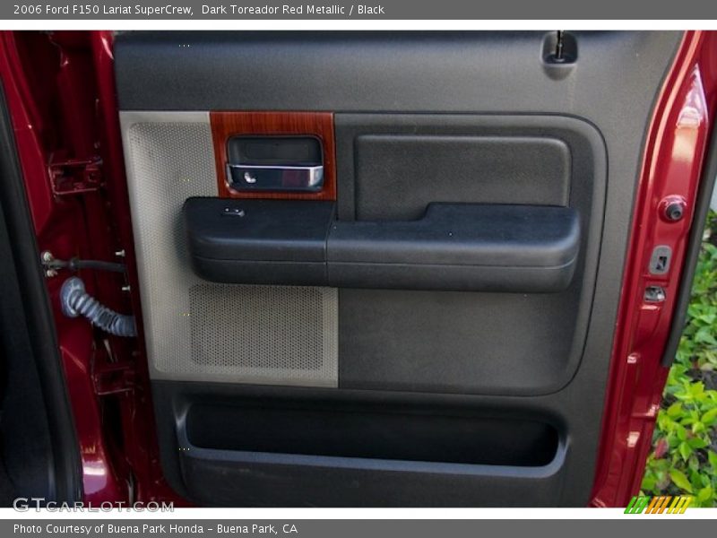 Dark Toreador Red Metallic / Black 2006 Ford F150 Lariat SuperCrew
