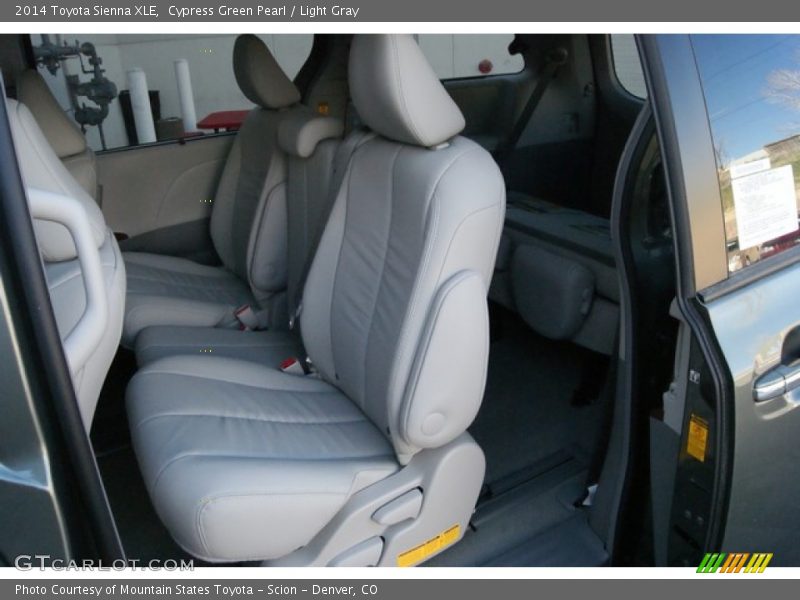 Cypress Green Pearl / Light Gray 2014 Toyota Sienna XLE