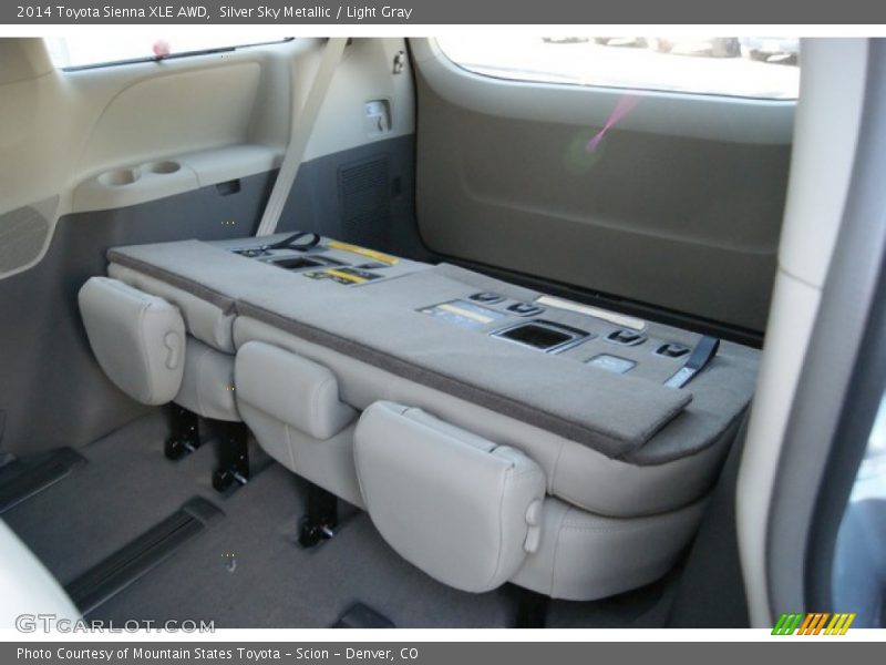 Silver Sky Metallic / Light Gray 2014 Toyota Sienna XLE AWD