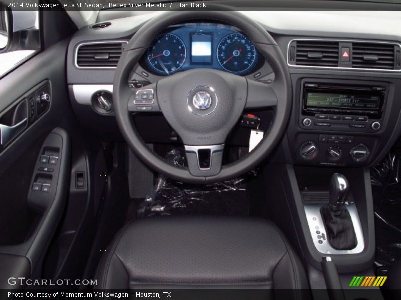 Reflex Silver Metallic / Titan Black 2014 Volkswagen Jetta SE Sedan