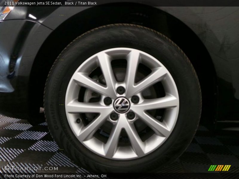 Black / Titan Black 2011 Volkswagen Jetta SE Sedan