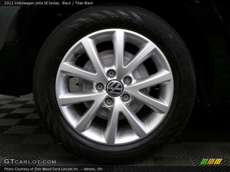 Black / Titan Black 2011 Volkswagen Jetta SE Sedan
