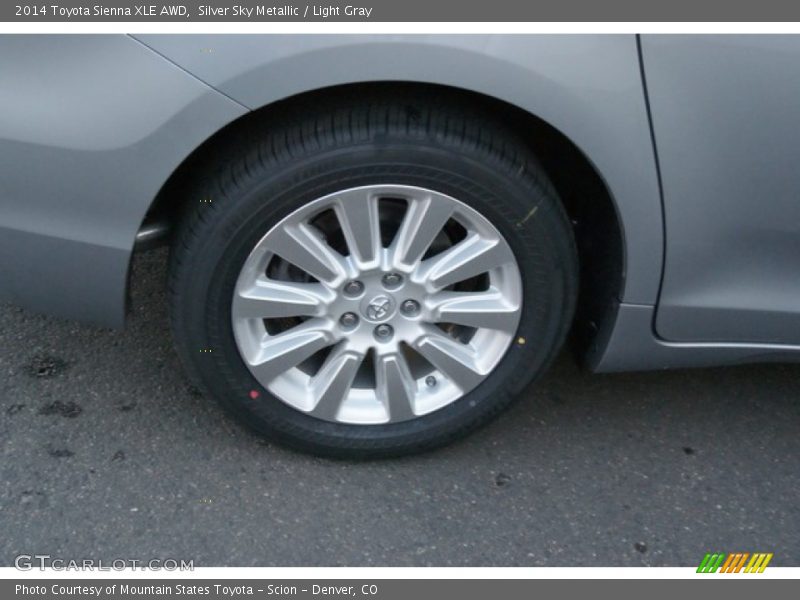 Silver Sky Metallic / Light Gray 2014 Toyota Sienna XLE AWD