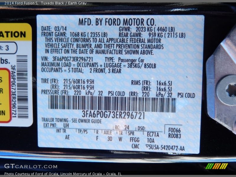Tuxedo Black / Earth Gray 2014 Ford Fusion S