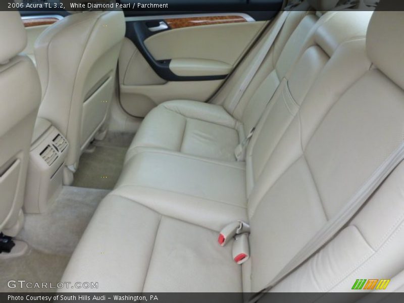 White Diamond Pearl / Parchment 2006 Acura TL 3.2