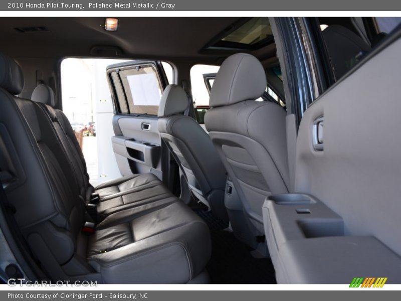 Polished Metal Metallic / Gray 2010 Honda Pilot Touring
