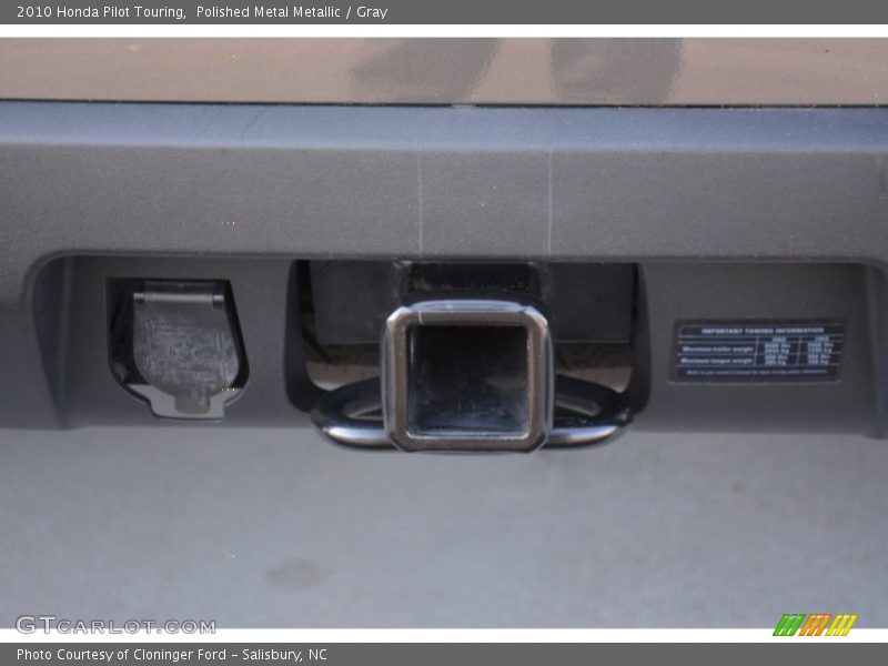 Polished Metal Metallic / Gray 2010 Honda Pilot Touring