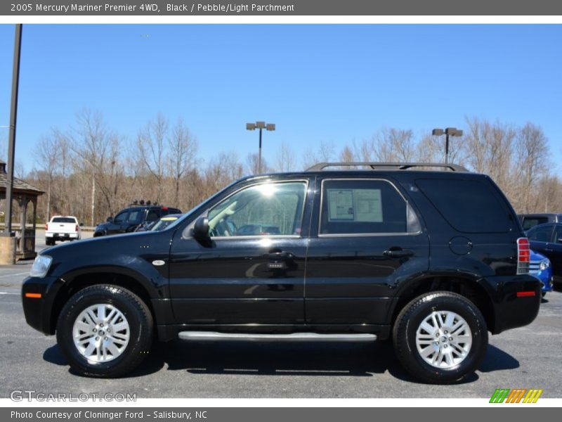 Black / Pebble/Light Parchment 2005 Mercury Mariner Premier 4WD