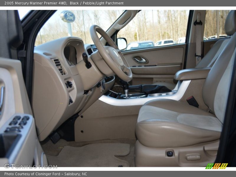  2005 Mariner Premier 4WD Pebble/Light Parchment Interior