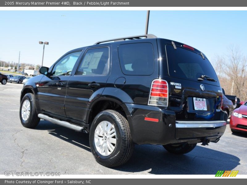 Black / Pebble/Light Parchment 2005 Mercury Mariner Premier 4WD