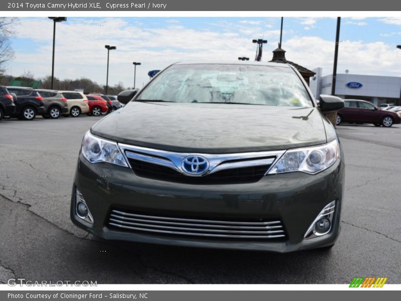 Cypress Pearl / Ivory 2014 Toyota Camry Hybrid XLE