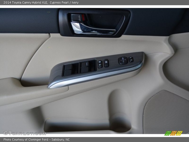 Cypress Pearl / Ivory 2014 Toyota Camry Hybrid XLE