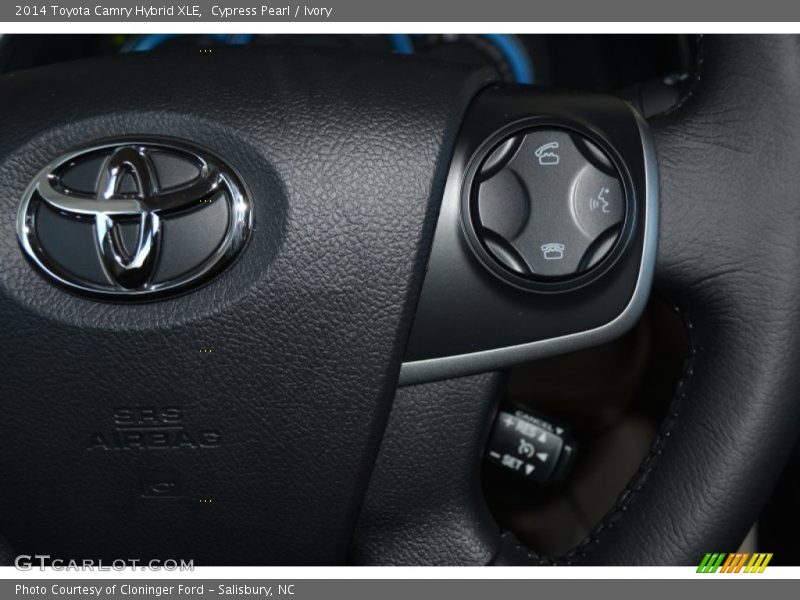 Cypress Pearl / Ivory 2014 Toyota Camry Hybrid XLE