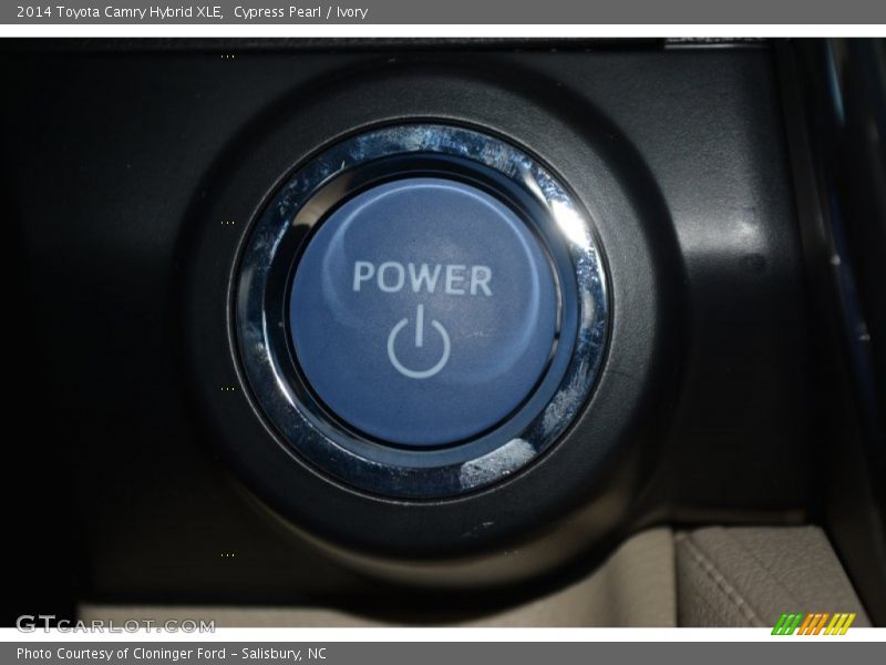 Cypress Pearl / Ivory 2014 Toyota Camry Hybrid XLE