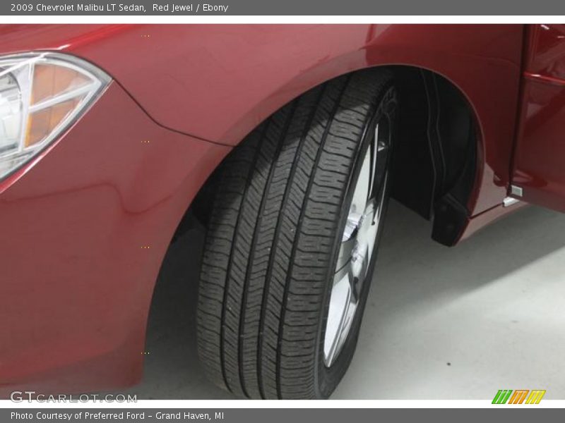 Red Jewel / Ebony 2009 Chevrolet Malibu LT Sedan