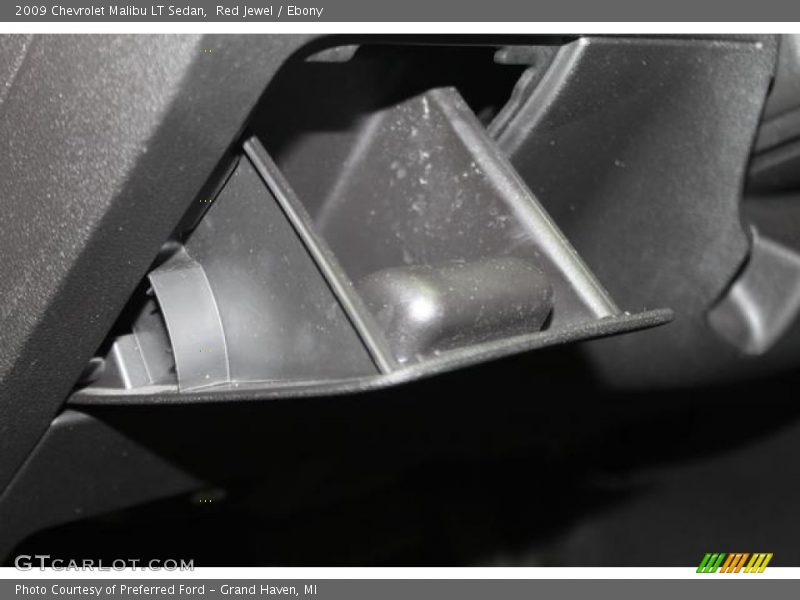 Red Jewel / Ebony 2009 Chevrolet Malibu LT Sedan