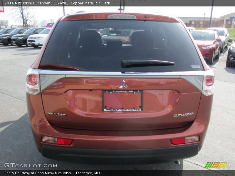 Copper Metallic / Black 2014 Mitsubishi Outlander SE S-AWC
