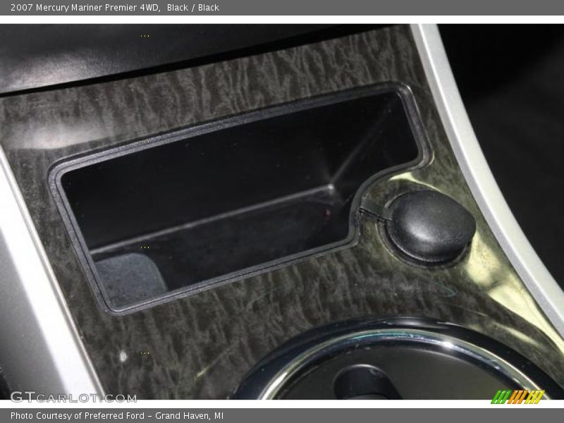 Black / Black 2007 Mercury Mariner Premier 4WD