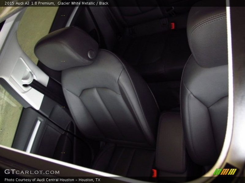 Glacier White Metallic / Black 2015 Audi A3 1.8 Premium