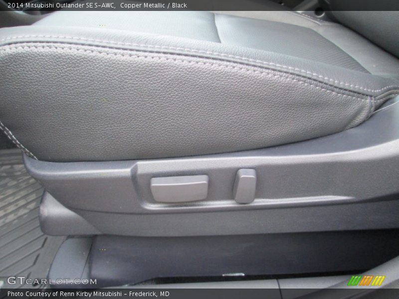 Copper Metallic / Black 2014 Mitsubishi Outlander SE S-AWC