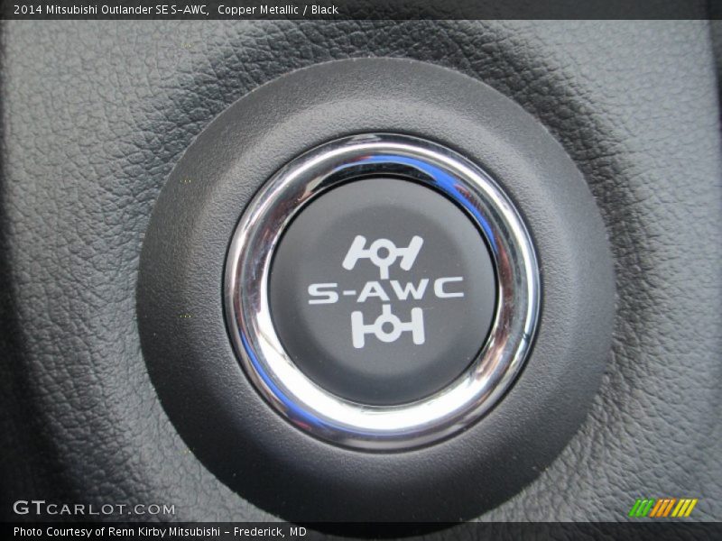 Copper Metallic / Black 2014 Mitsubishi Outlander SE S-AWC