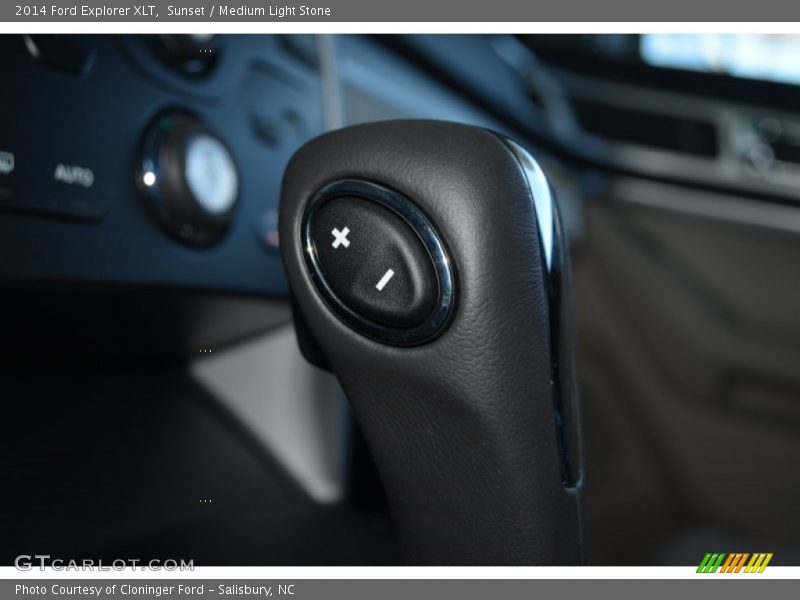 Sunset / Medium Light Stone 2014 Ford Explorer XLT