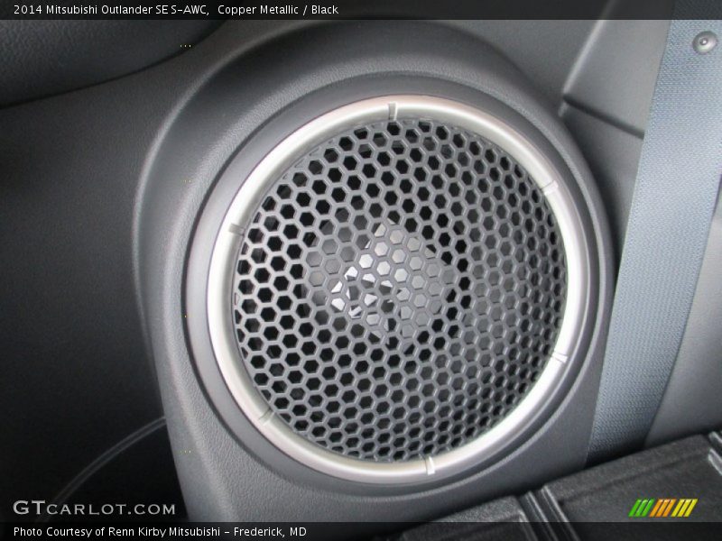 Copper Metallic / Black 2014 Mitsubishi Outlander SE S-AWC
