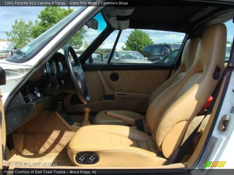 Grand Prix White / Cashmere Beige 1991 Porsche 911 Carrera 4 Targa