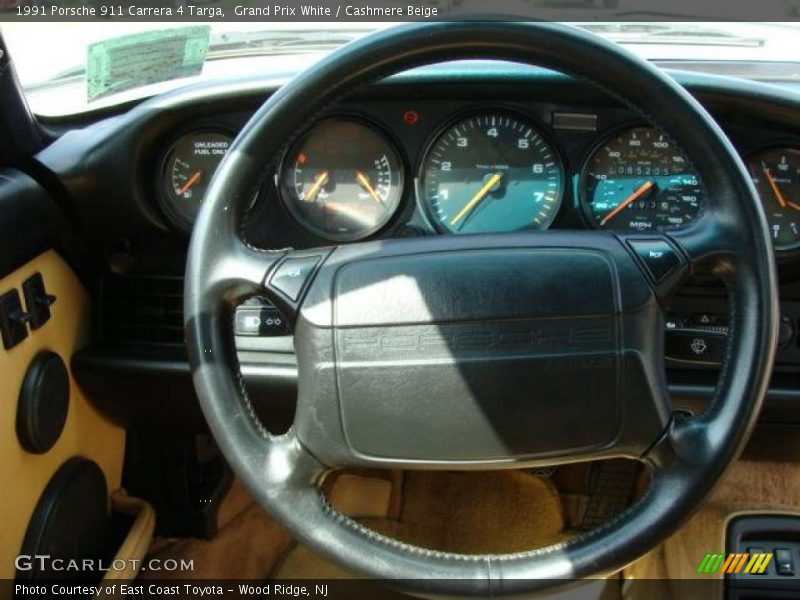 Grand Prix White / Cashmere Beige 1991 Porsche 911 Carrera 4 Targa