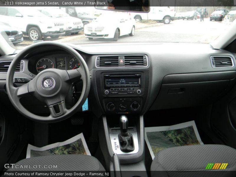 Candy White / Titan Black 2013 Volkswagen Jetta S Sedan