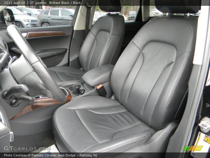Brilliant Black / Black 2011 Audi Q5 2.0T quattro