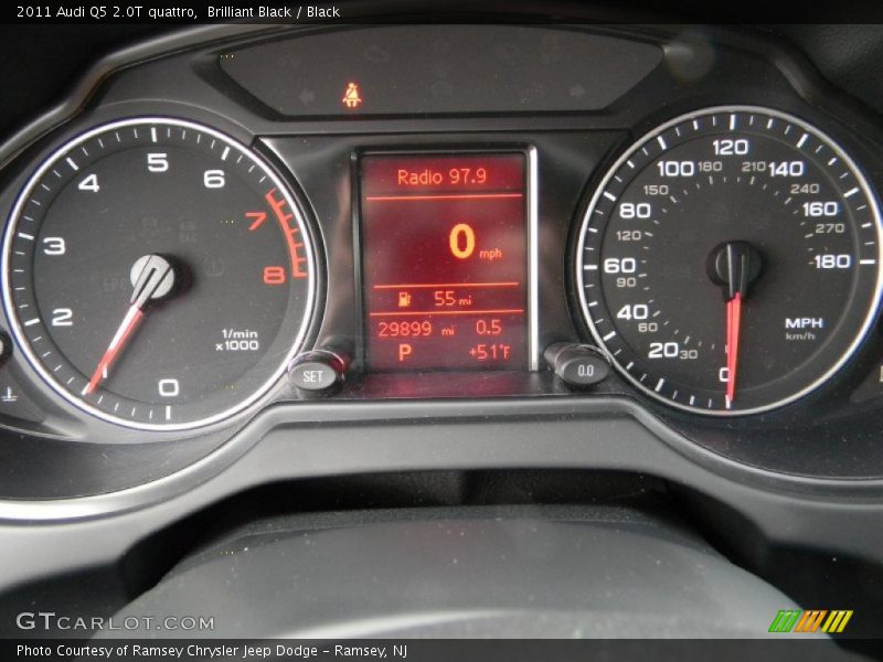 Brilliant Black / Black 2011 Audi Q5 2.0T quattro
