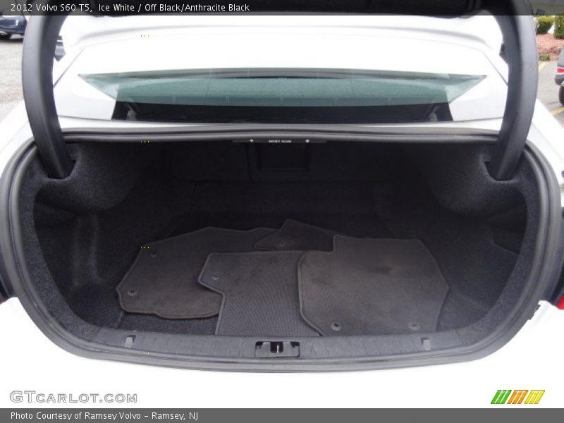 Ice White / Off Black/Anthracite Black 2012 Volvo S60 T5