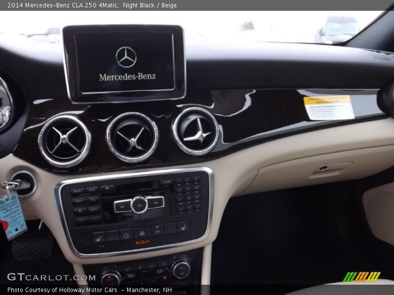 Night Black / Beige 2014 Mercedes-Benz CLA 250 4Matic