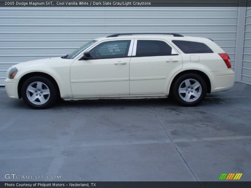 Cool Vanilla White / Dark Slate Gray/Light Graystone 2005 Dodge Magnum SXT
