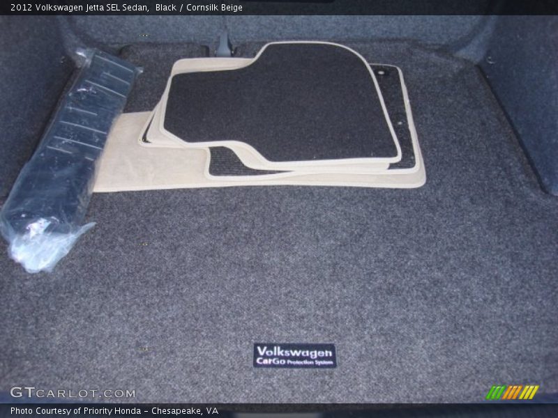 Black / Cornsilk Beige 2012 Volkswagen Jetta SEL Sedan