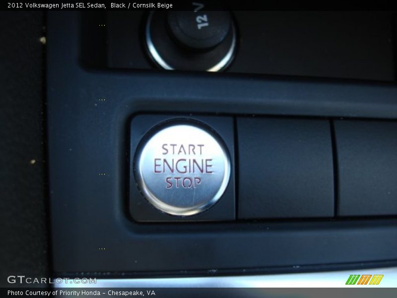Black / Cornsilk Beige 2012 Volkswagen Jetta SEL Sedan