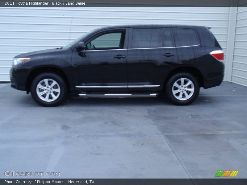 Black / Sand Beige 2011 Toyota Highlander