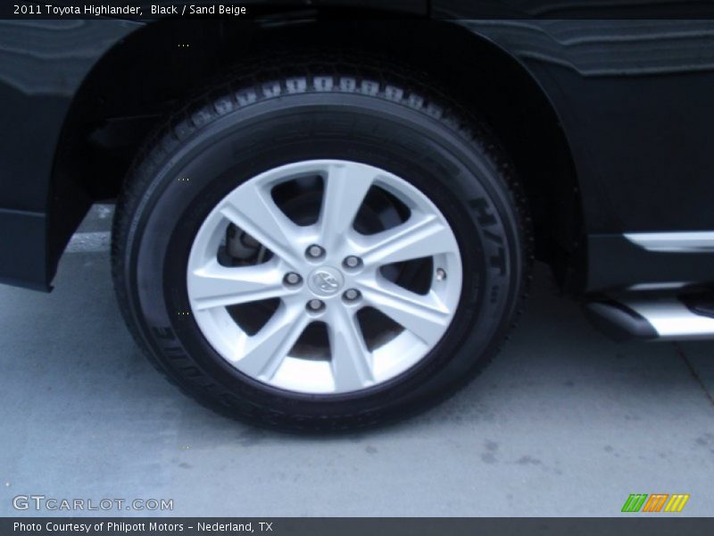 Black / Sand Beige 2011 Toyota Highlander