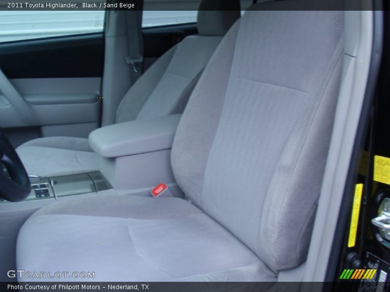 Black / Sand Beige 2011 Toyota Highlander