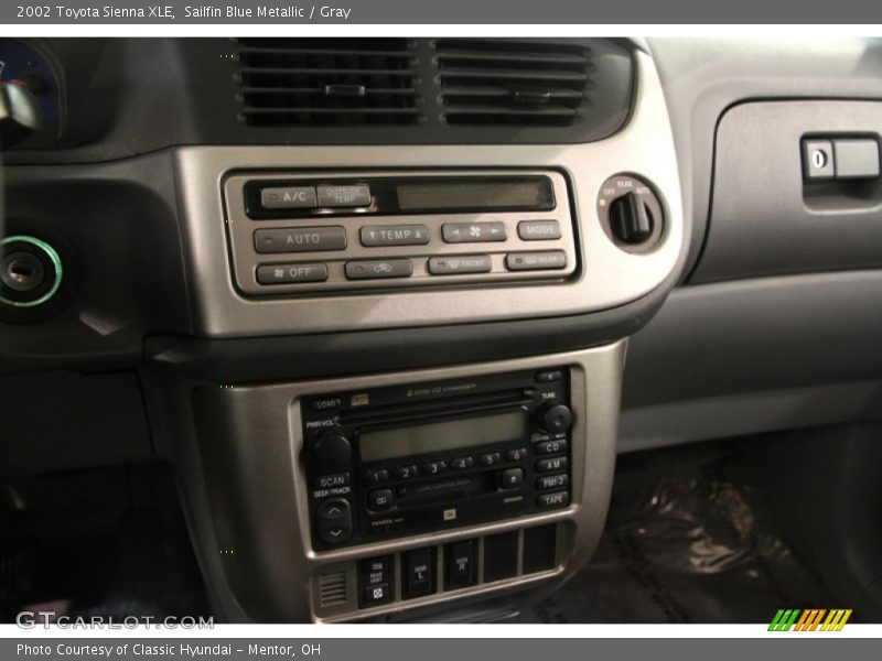 Sailfin Blue Metallic / Gray 2002 Toyota Sienna XLE