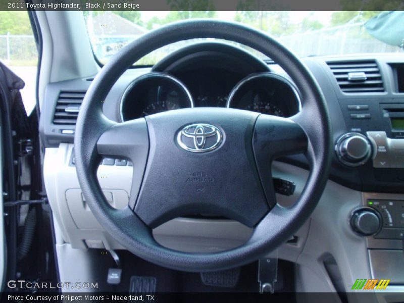 Black / Sand Beige 2011 Toyota Highlander