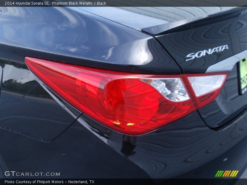 Phantom Black Metallic / Black 2014 Hyundai Sonata SE