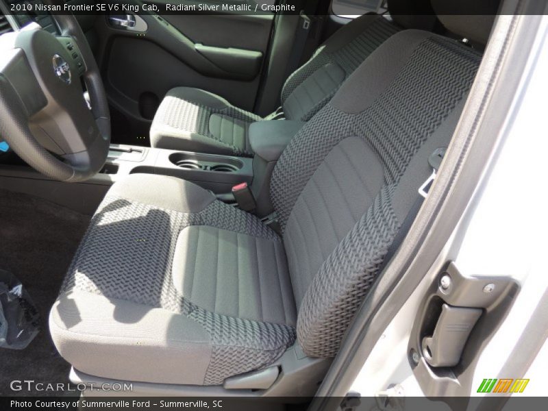 Radiant Silver Metallic / Graphite 2010 Nissan Frontier SE V6 King Cab