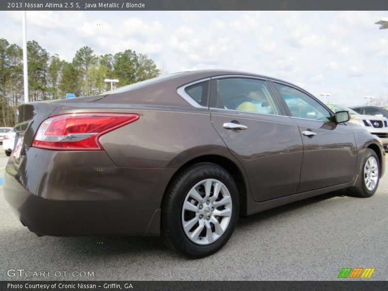 Java Metallic / Blonde 2013 Nissan Altima 2.5 S