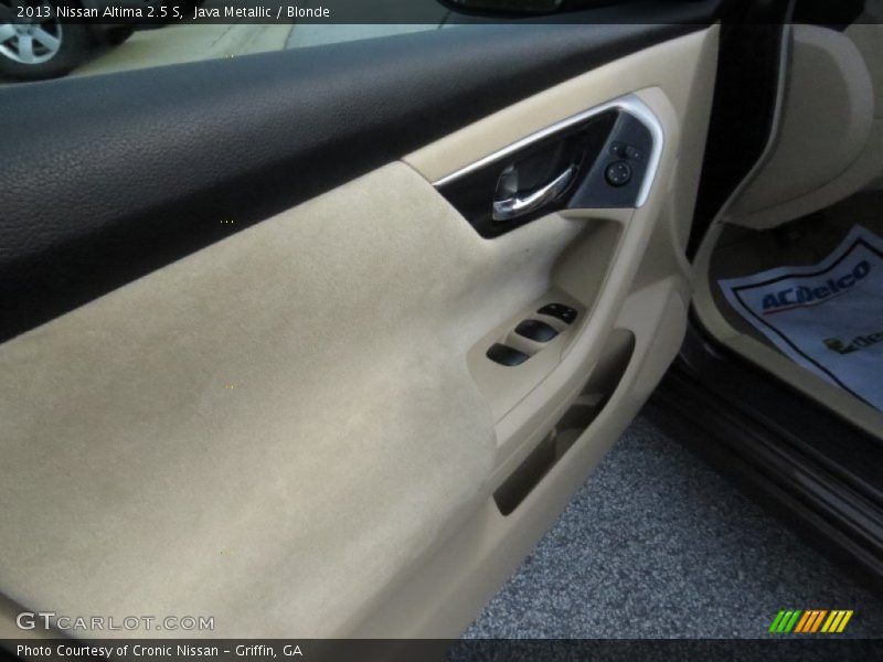Java Metallic / Blonde 2013 Nissan Altima 2.5 S