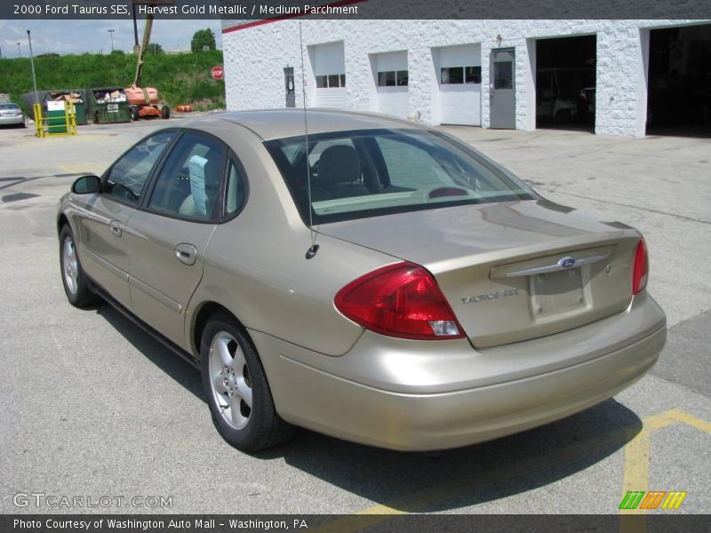Harvest Gold Metallic / Medium Parchment 2000 Ford Taurus SES